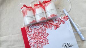 сватба , сватбени , подаръци, книга, свещи