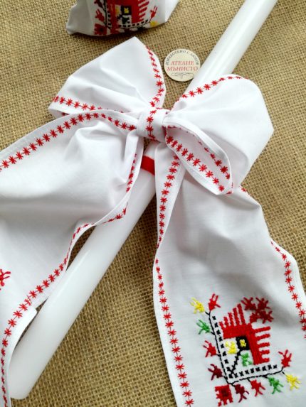 кръщене в народен стил, кръщелен комплект с шевици, свещ за кръщене с шевици