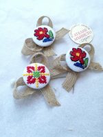 бутониери за сватба, сватбени бутониери, бутониери за гости