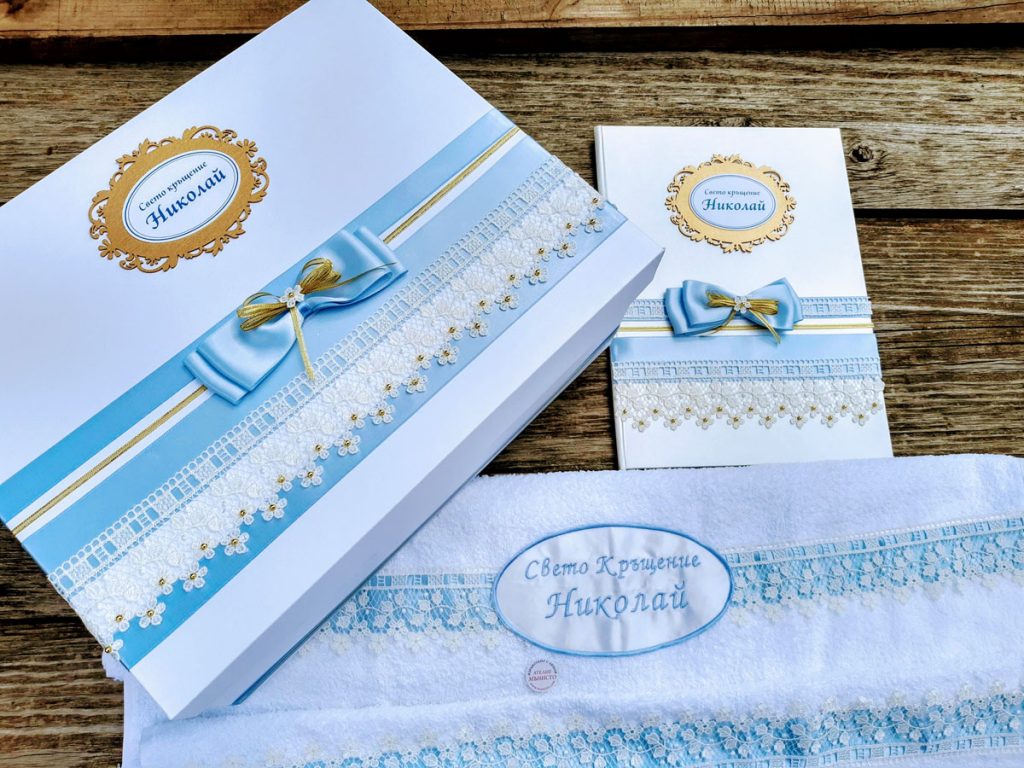 комплект за кръщене със свещ и олио