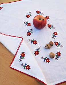 Кърпа за погача с шевици, месал за погача, кърпа с народни шевици