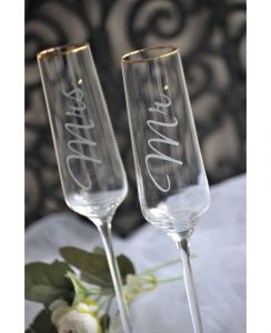 сватбени чаши със Сваровски, ритуални чаши MR & Mrs, декорирани чаши
