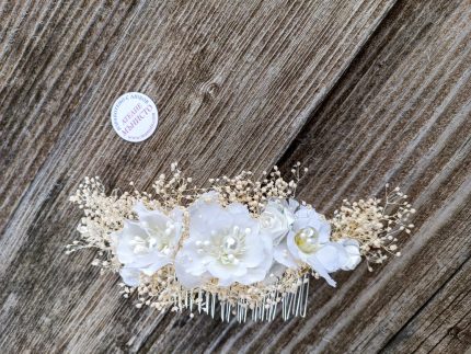 гребен с цветя, сватбена прическа, за булческа , бели цветя