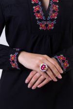 женска носия, риза с шевици, туника с бродерия