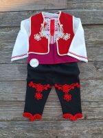 носия за момче с пояс, с елек, с потури