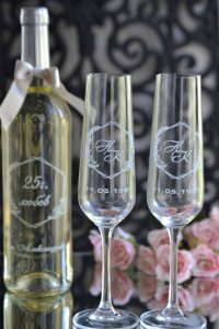 подаръци за юбилей, подаръци за годишнина, гравирани чаши