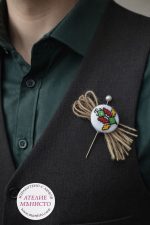 бутониера с шевици, бутониера за гости , народен стил