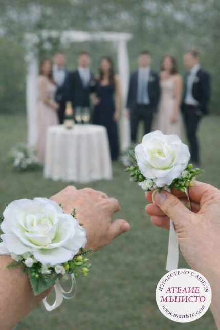 гривни за шеферки, сватбени гривни, гривни с рози